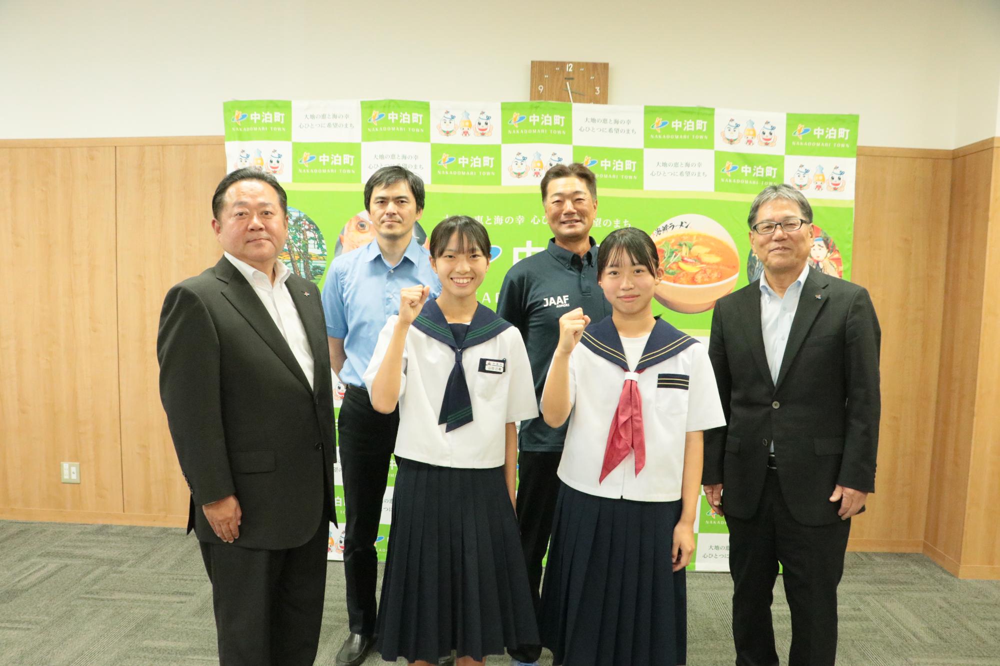 中里中学校・小泊中学校陸上競技2名