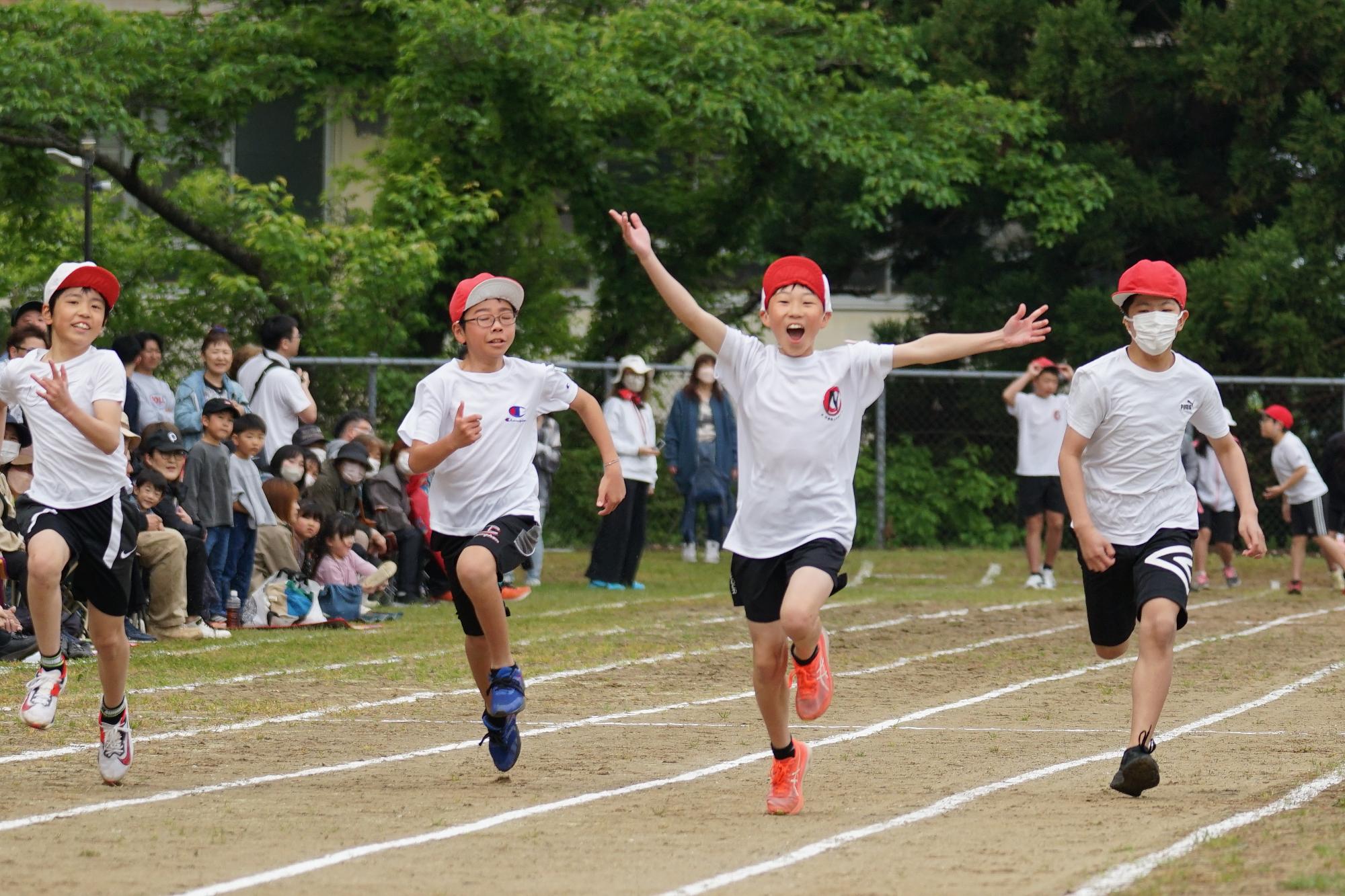 6年100m走