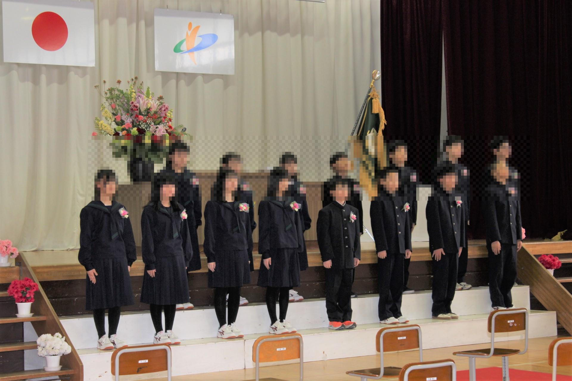 卒業生一同