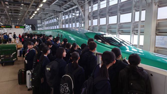 新青森駅